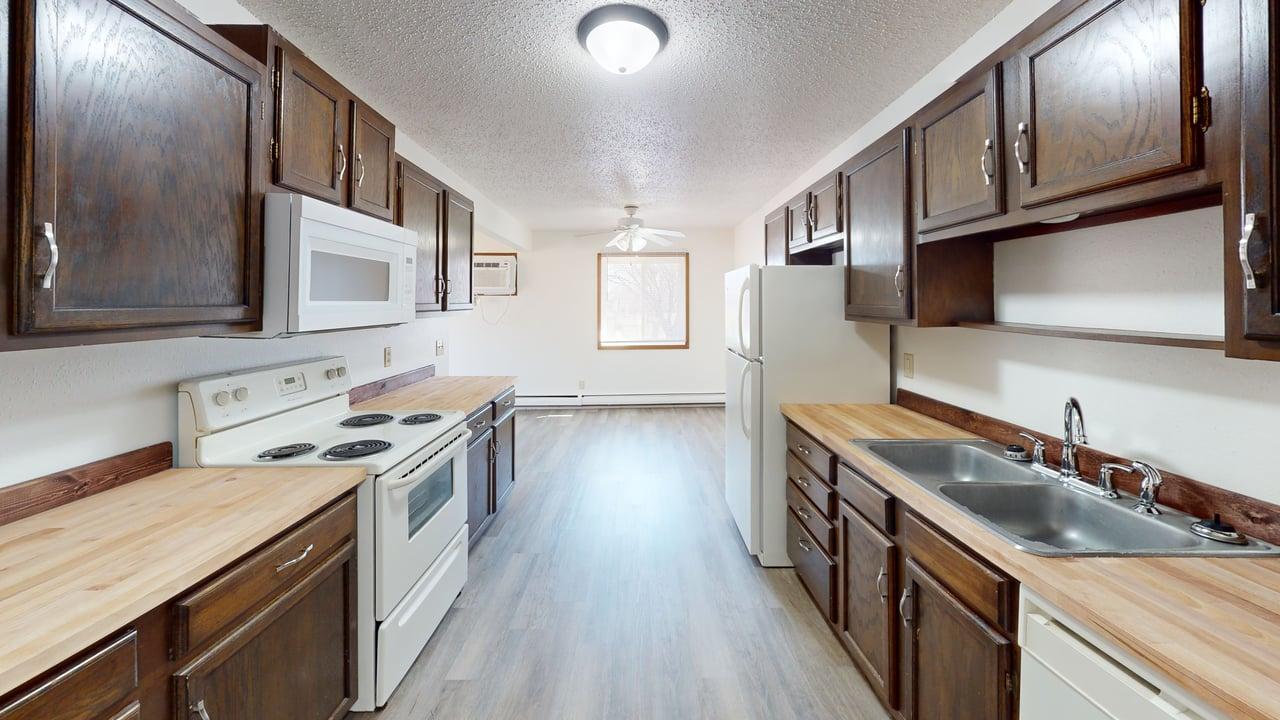 1100 Pleasant St Kitchen 1