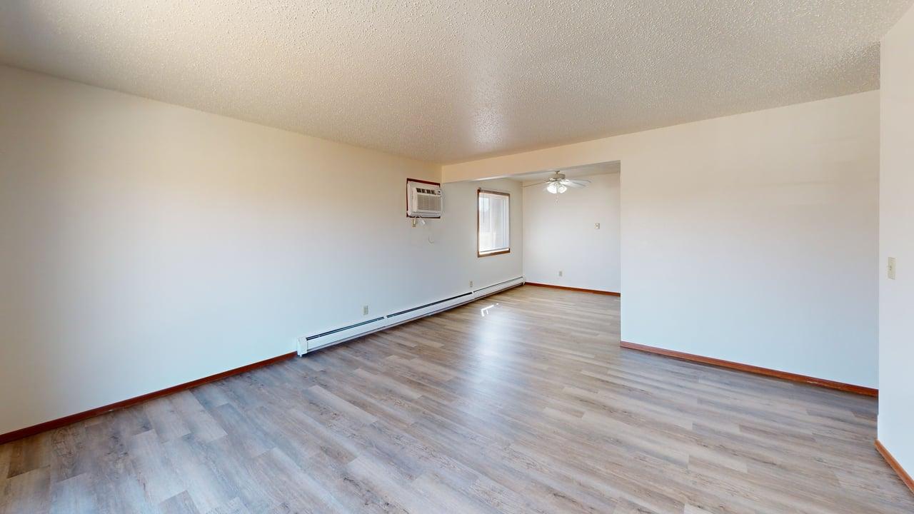 1100 Pleasant St Living Room 1