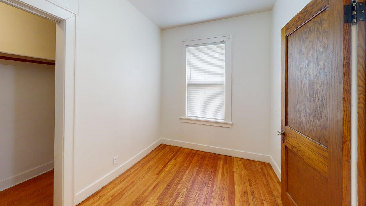 1002 N Fourth St Bedroom