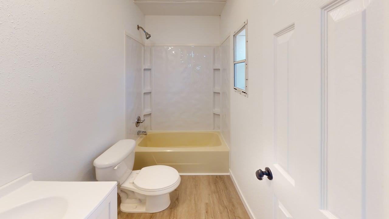 107 W Antelope St Bathroom