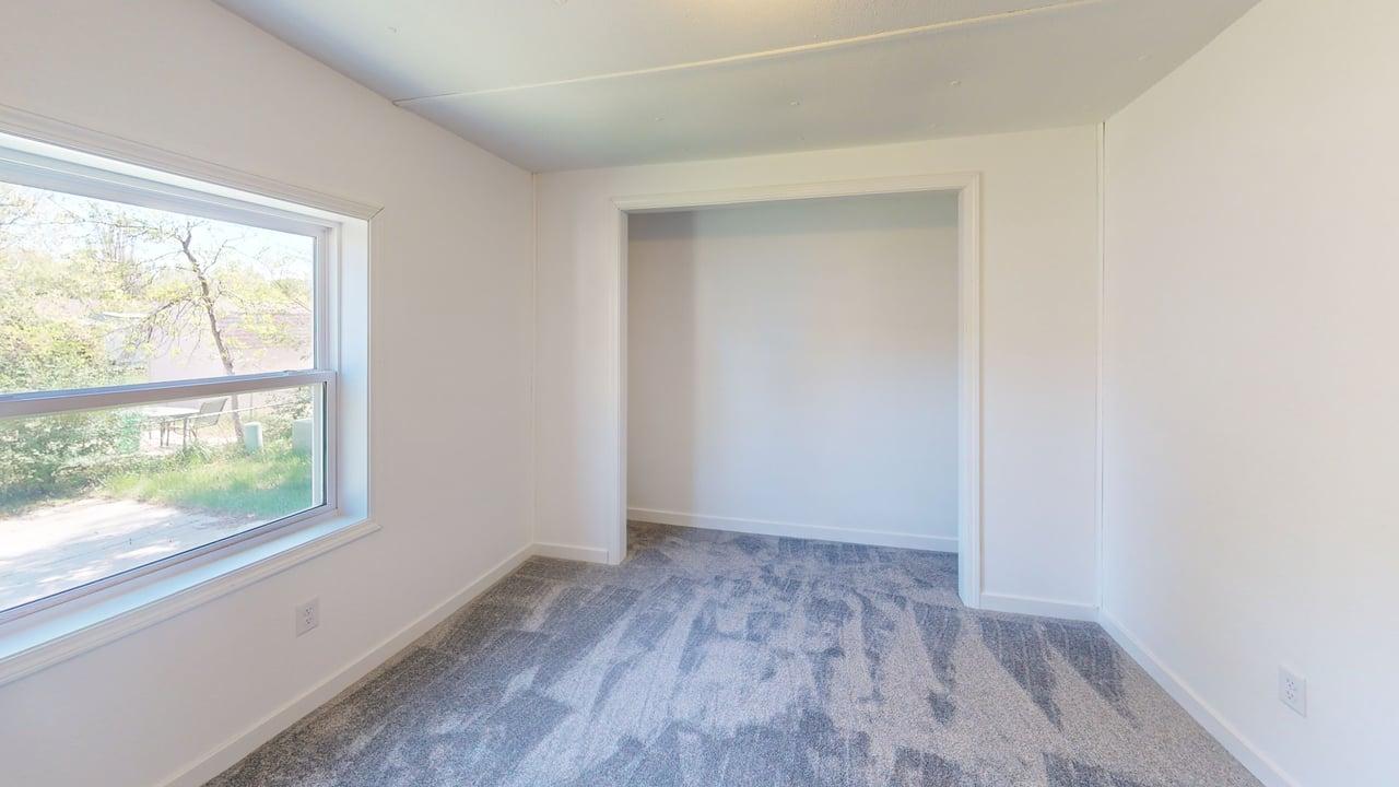 107 W Antelope St Bedroom 6