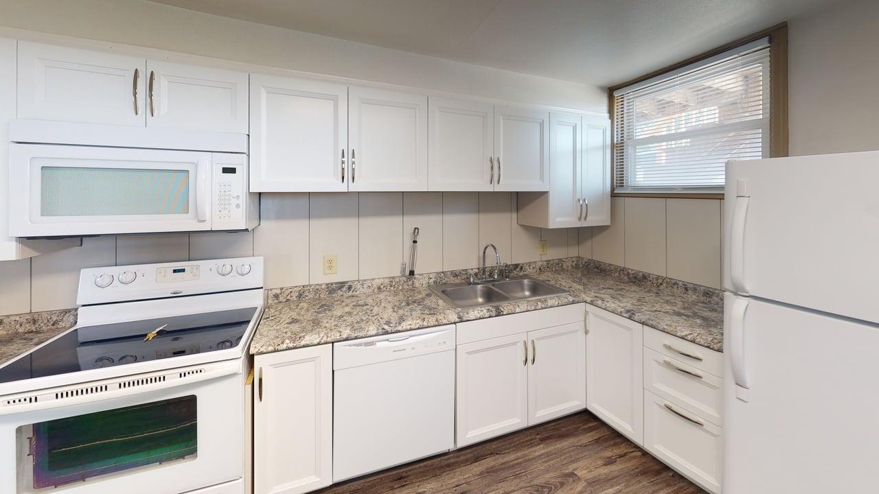 11065 W Main St Kitchen