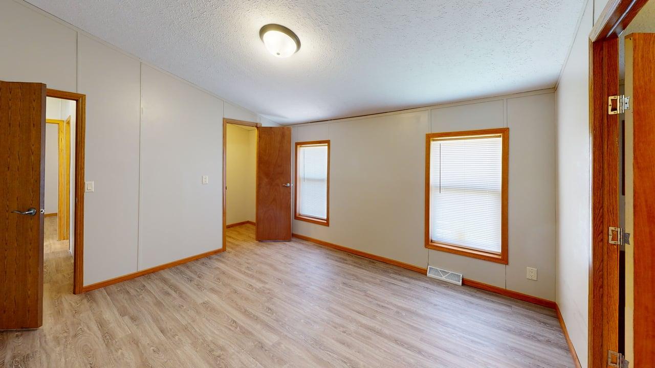 154 Northwest Ave Bedroom