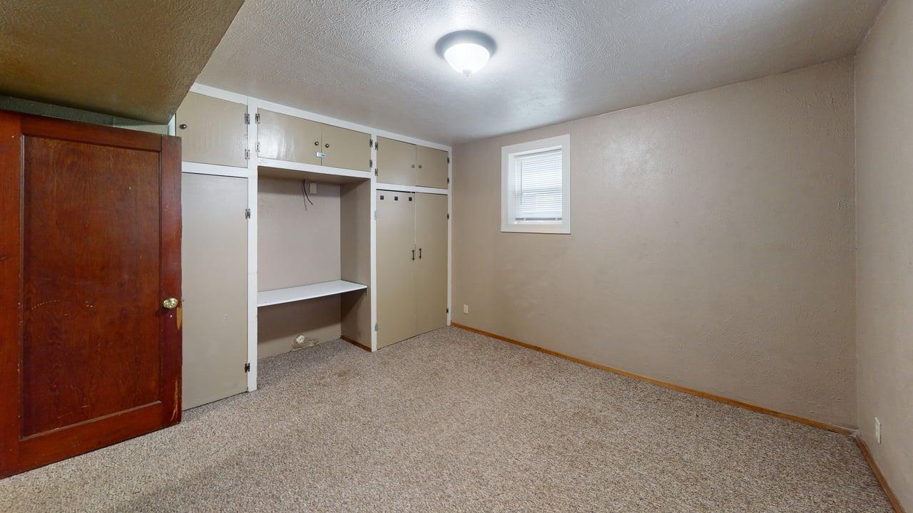214 N 16th St Bedroom 1