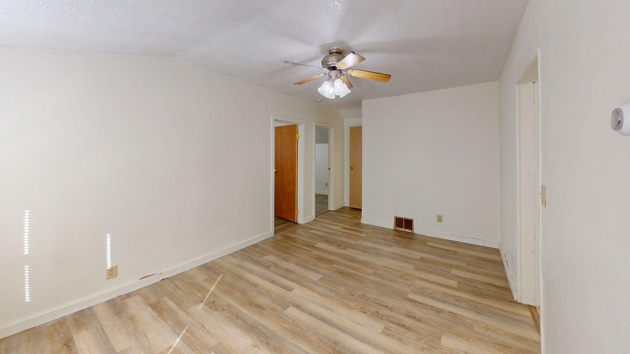 815 N 16th St Bedroom