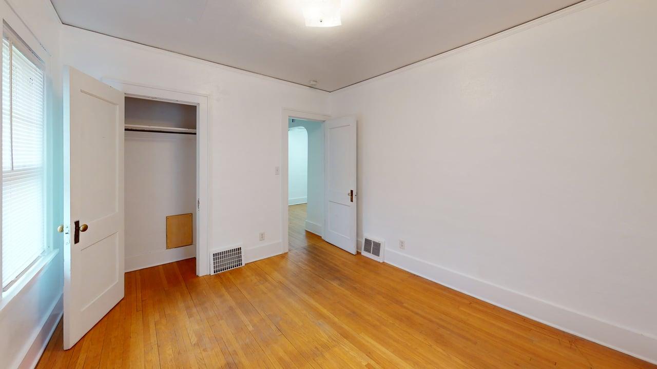 822 E Ave E Bedroom 1