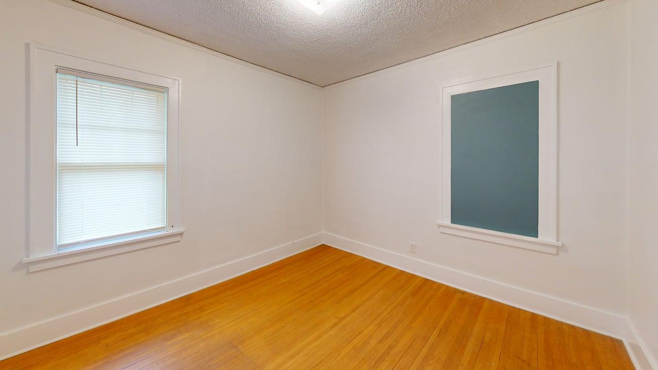 822 E Ave E Bedroom 2