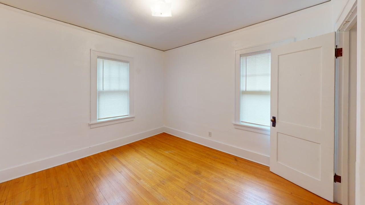 822 E Ave E Bedroom 3
