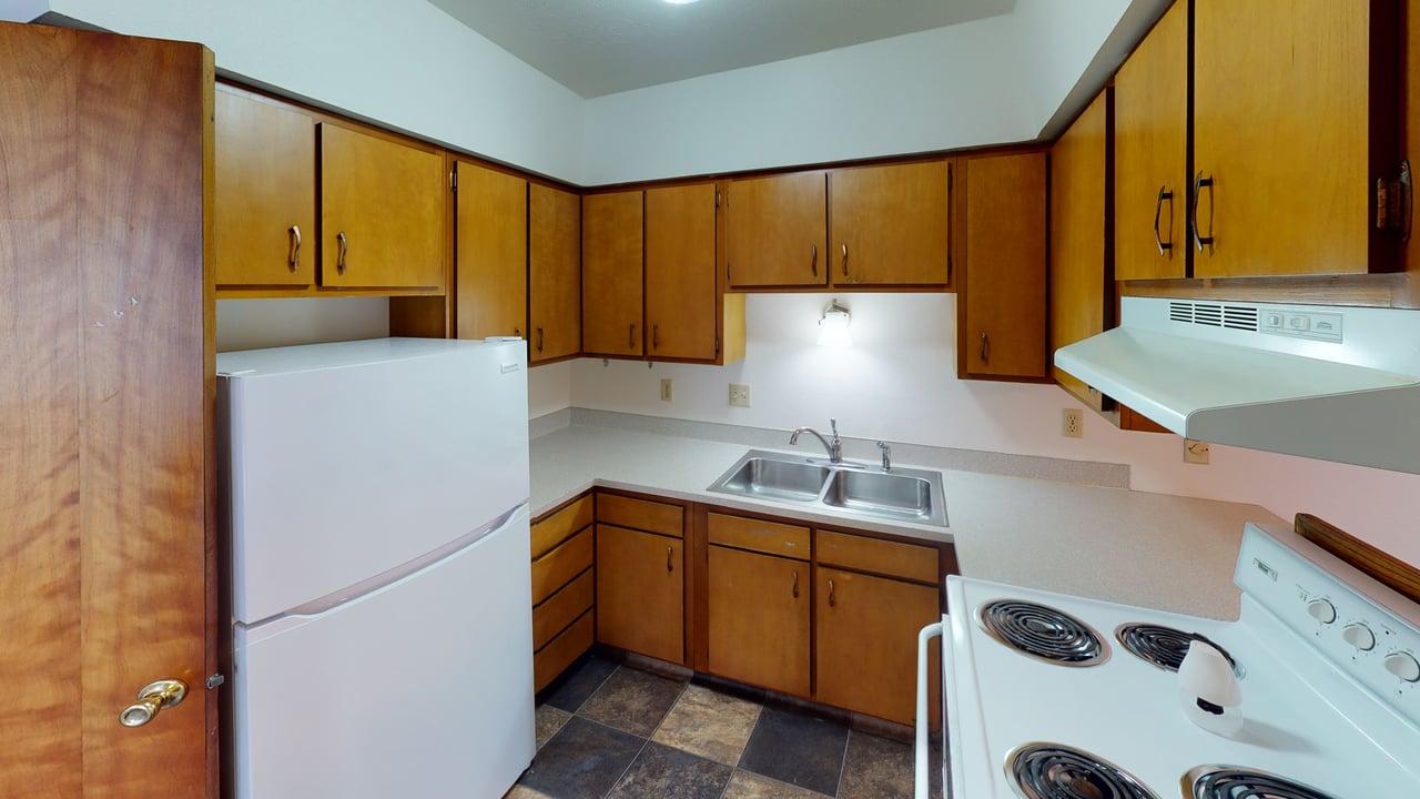 305 Ryan Dr 8 Kitchen