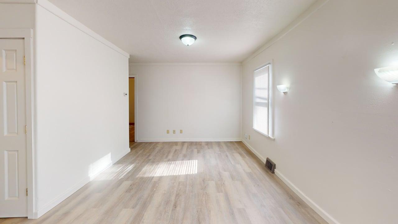 710 E Avenue F Living Room