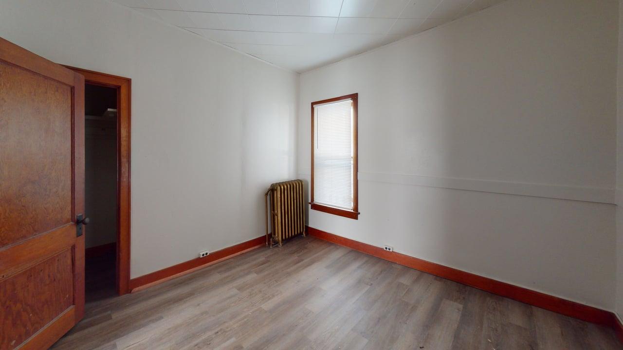 108 Second St Nw Bedroom 1