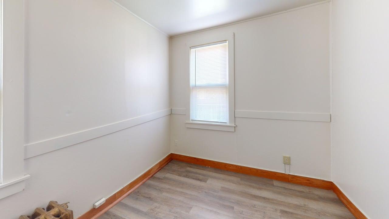 108 Second St Nw Bedroom 2