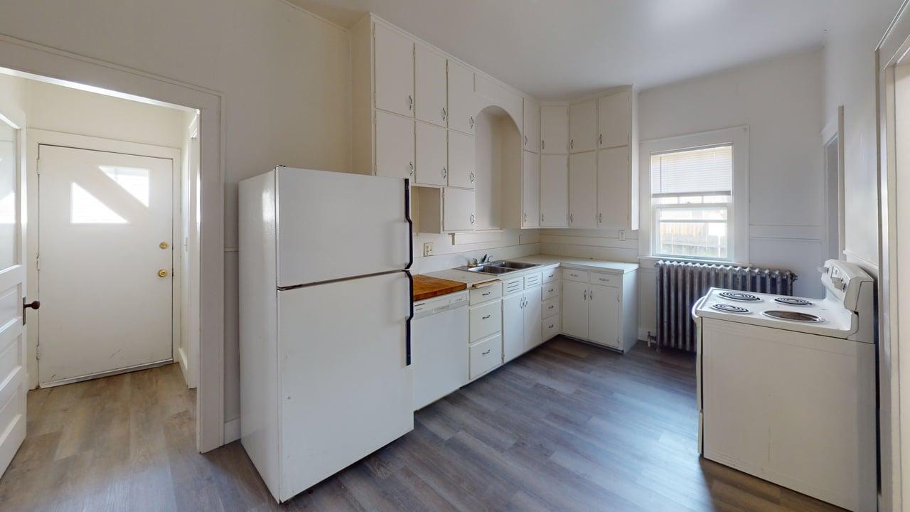 108 Second St Nw Kitchen 1