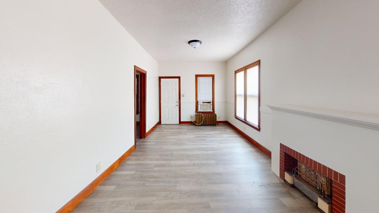 108 Second St Nw Living Room