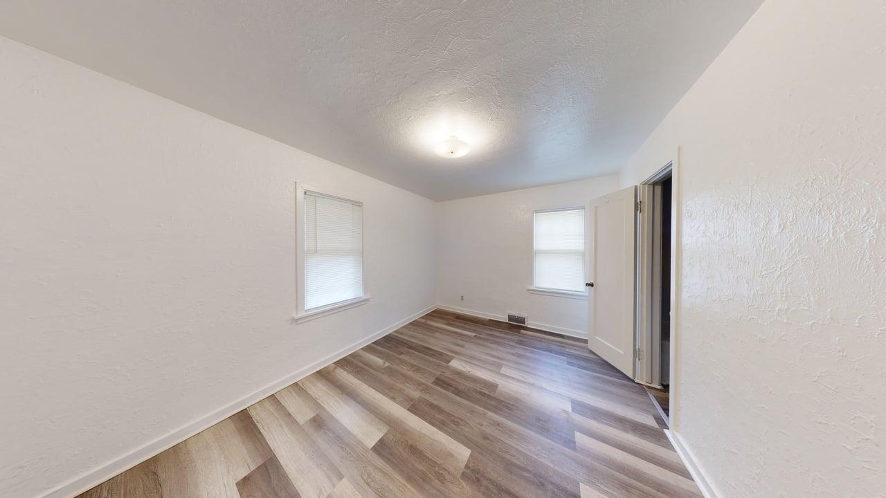 604 E Avenue F 2 06232022 101822