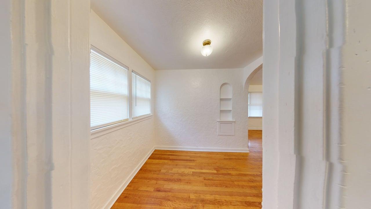 604 E Avenue F 2 06232022 102200