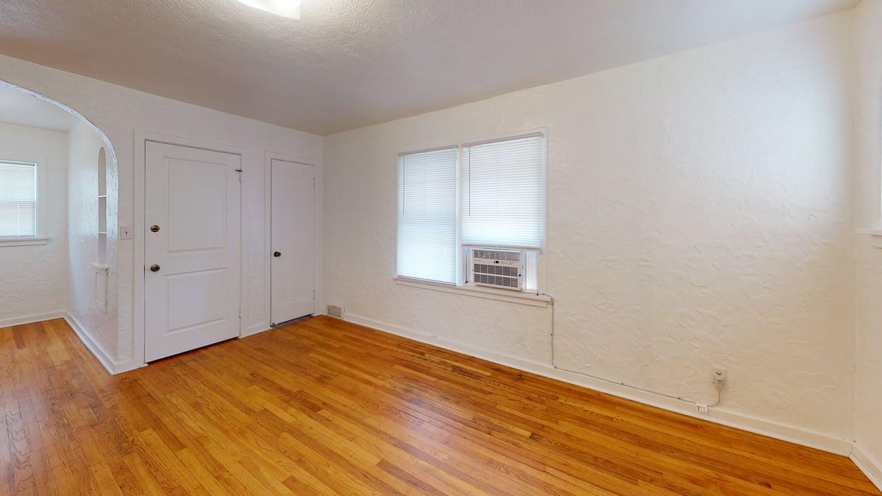 604 E Avenue F 2 Unfurnished 3