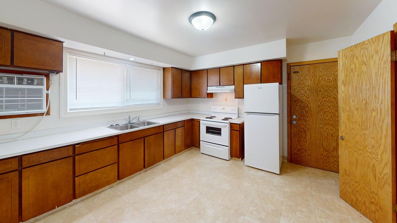 1429 N 21st St Kitchen 1