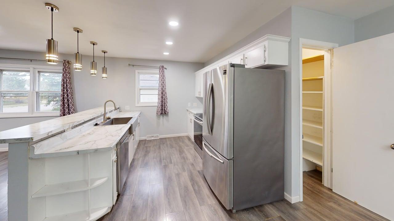 905 Lincoln Ave Kitchen 1