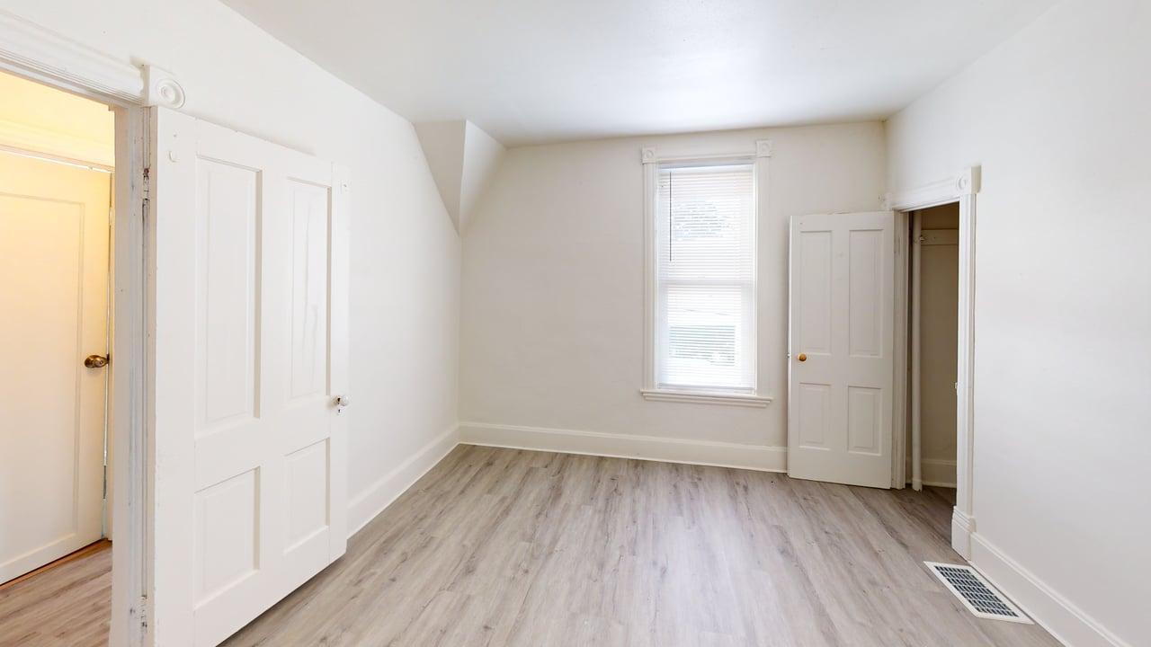 1204 Second St Nw Bedroom