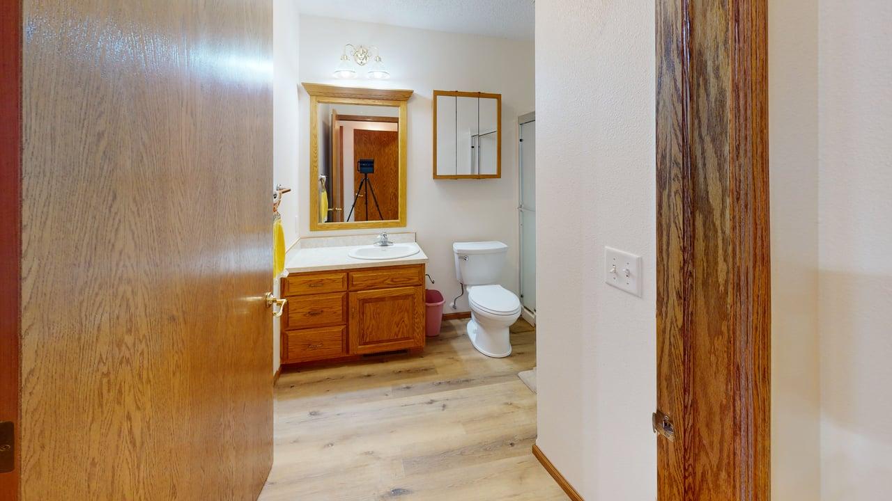 3614 N 19th St 1 Bathroom 1