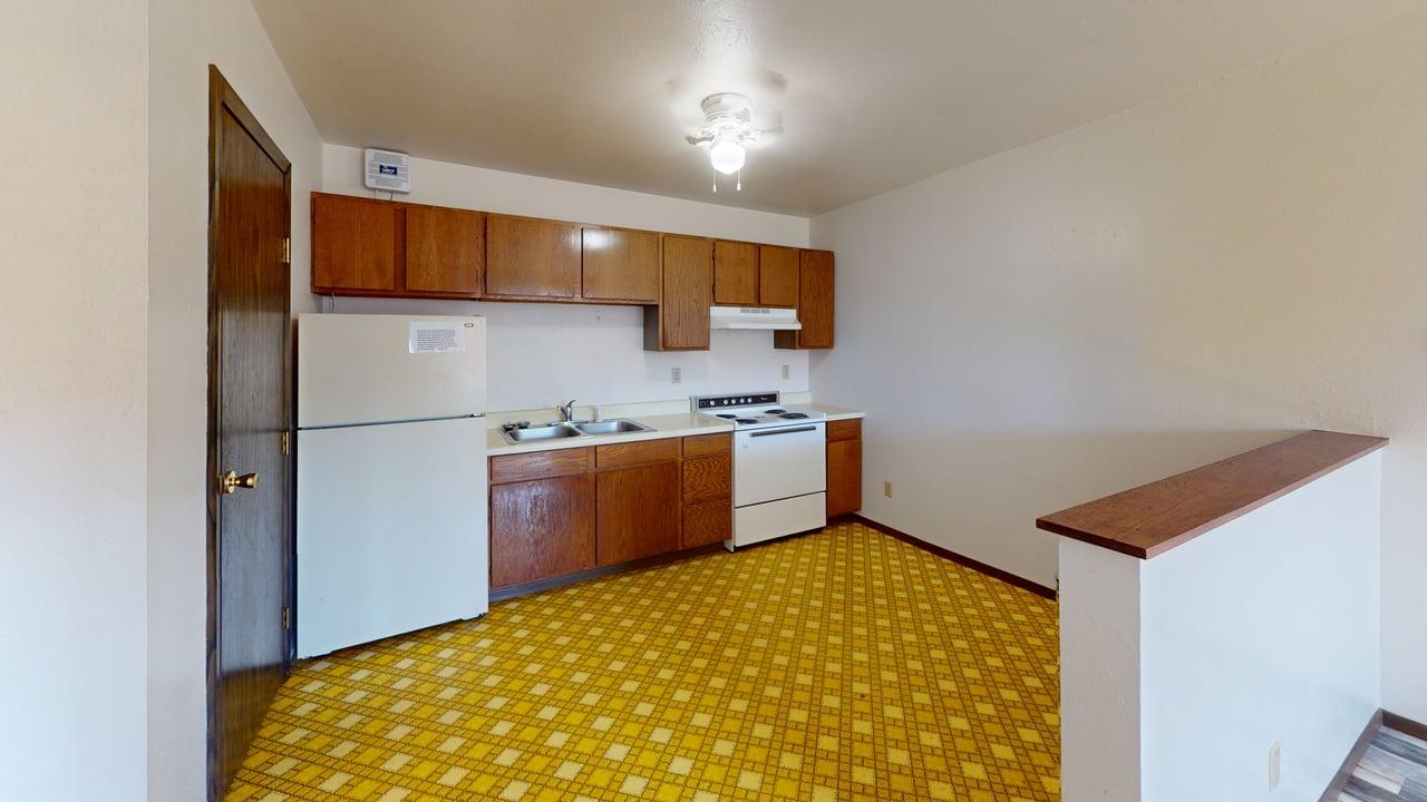 411 Market St E 8 Kitchen