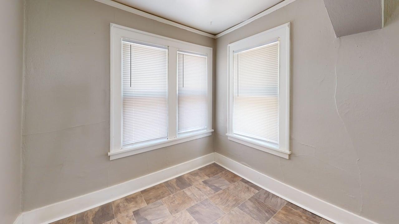4135 W Thayer Ave Bedroom 2