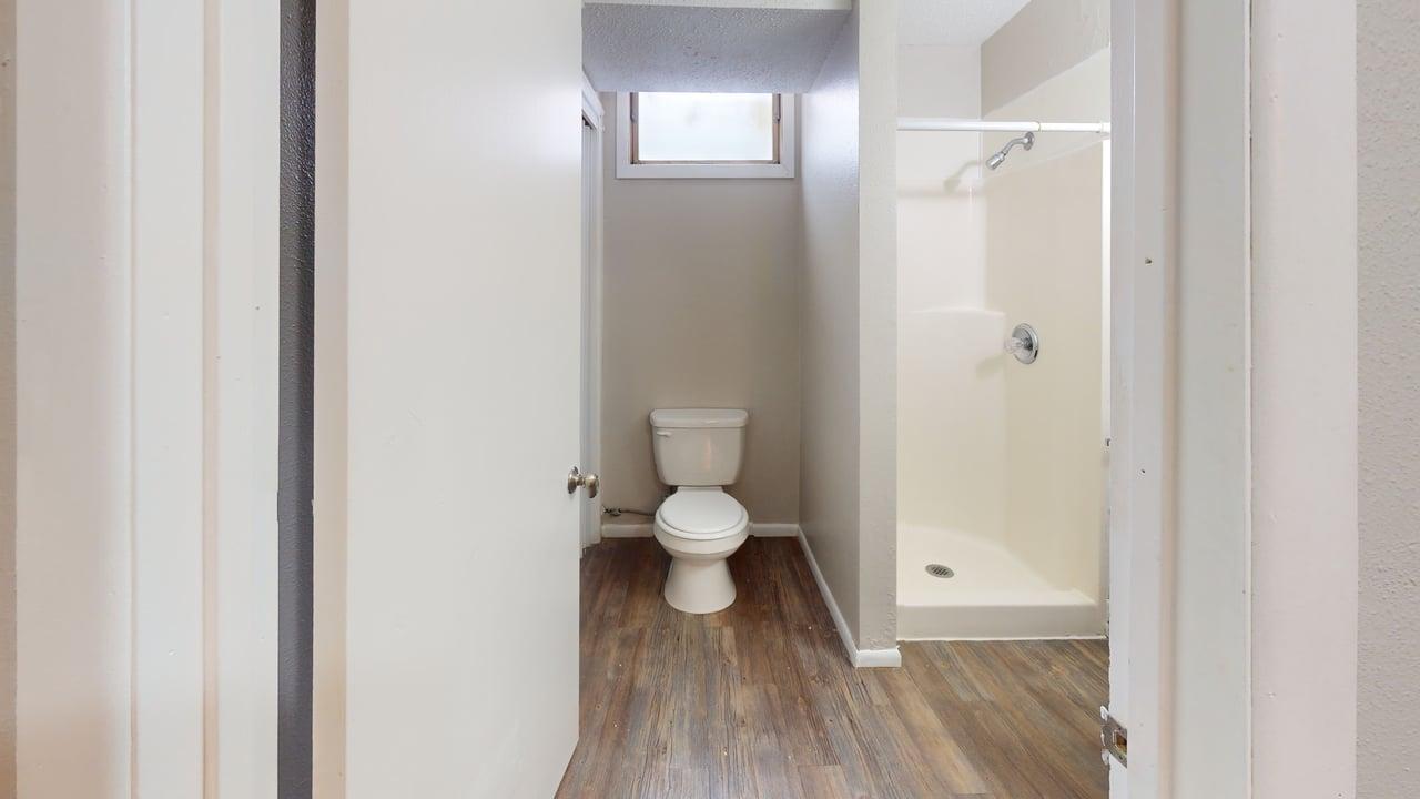 502 N 26th St Bathroom