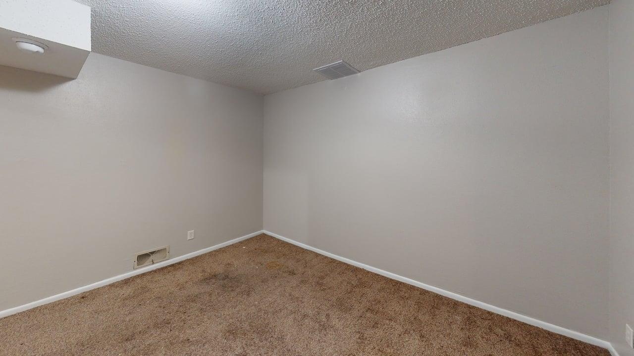502 N 26th St Bedroom 6