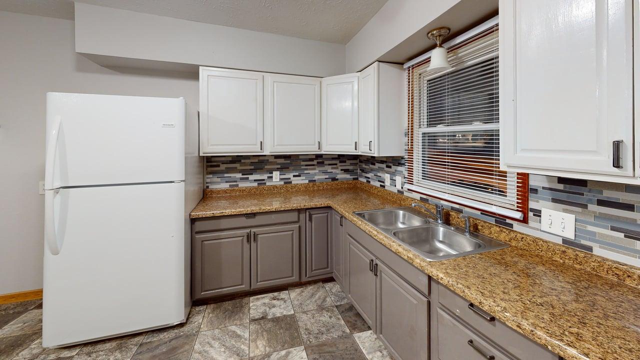 610 S 12th St Kitchen