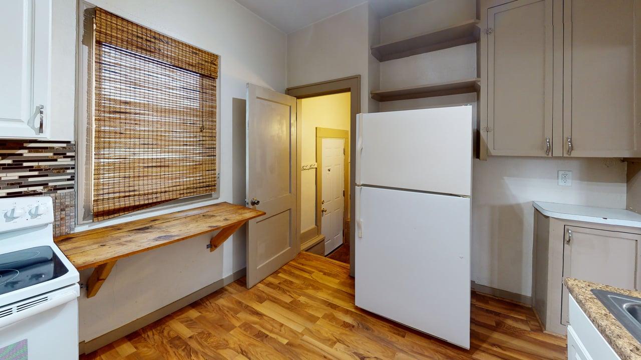 2055 Third Ave Ne Kitchen