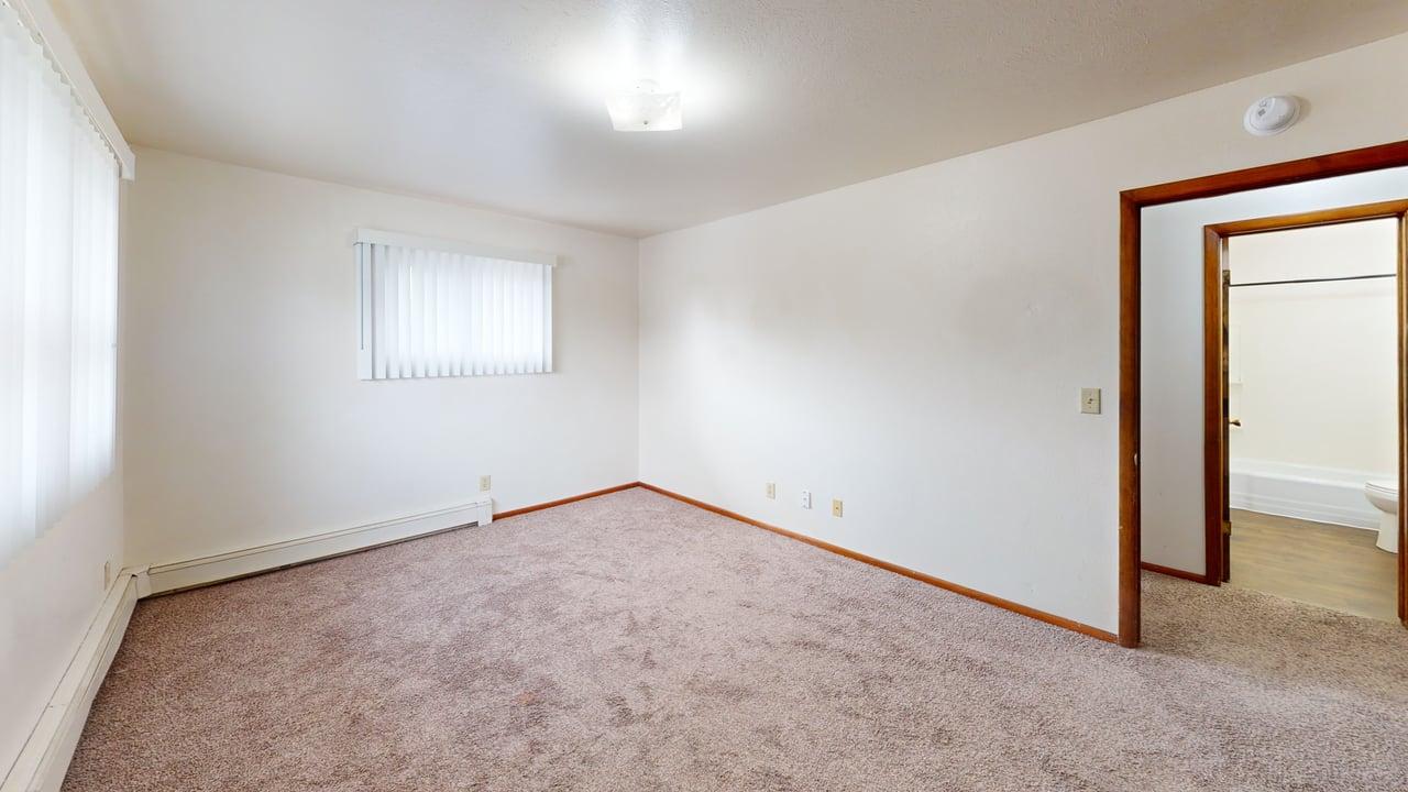 305 Ryan Dr 10 Bedroom 2
