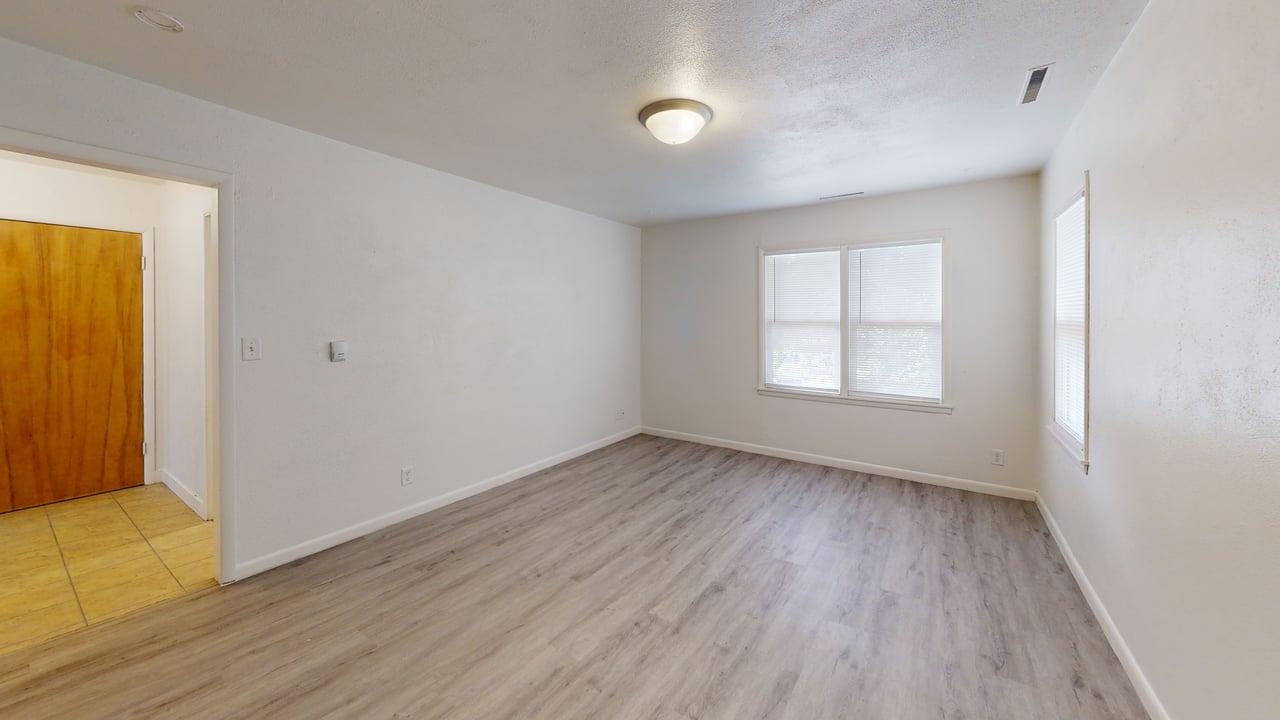 610 Ninth St Nw 6 Bedroom 1