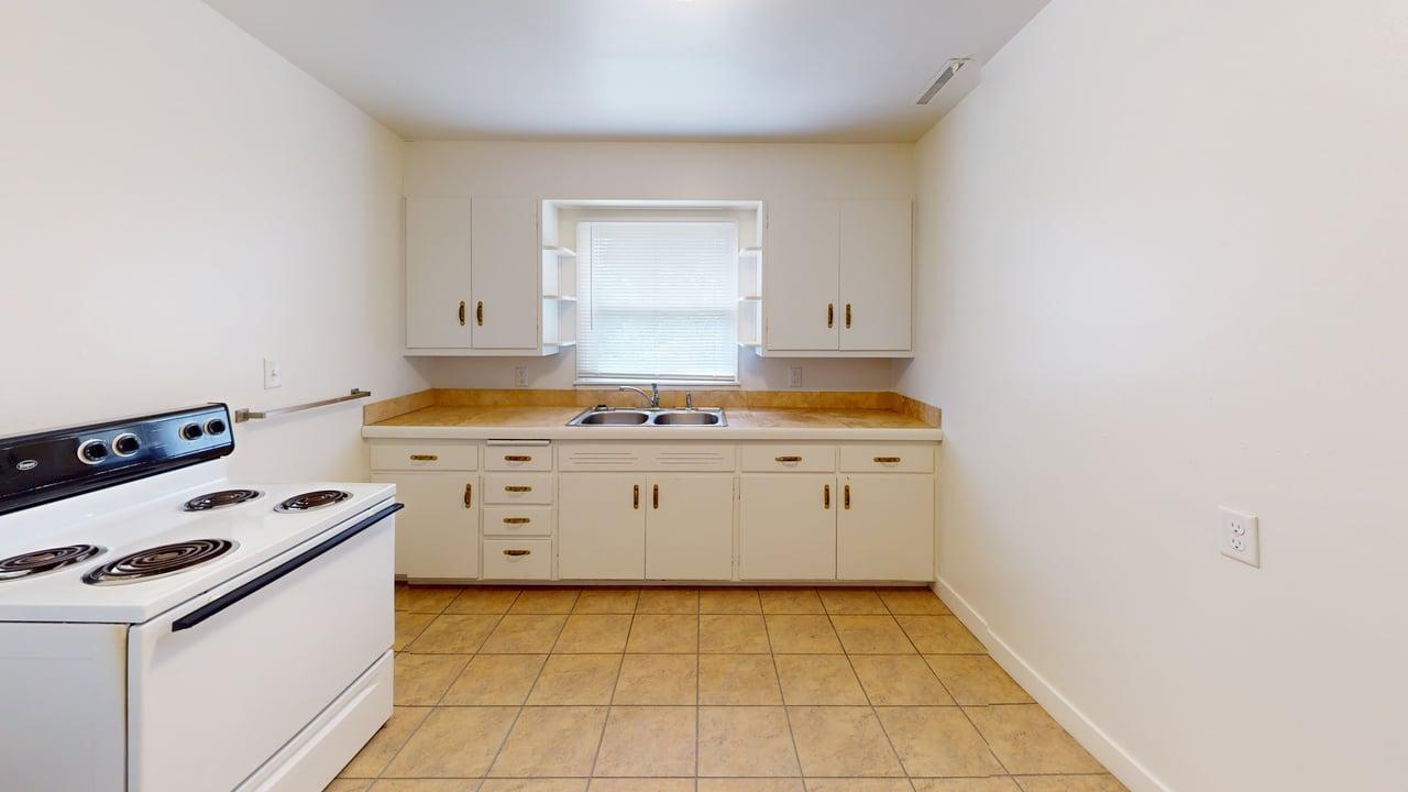 610 Ninth St Nw 6 Kitchen 1