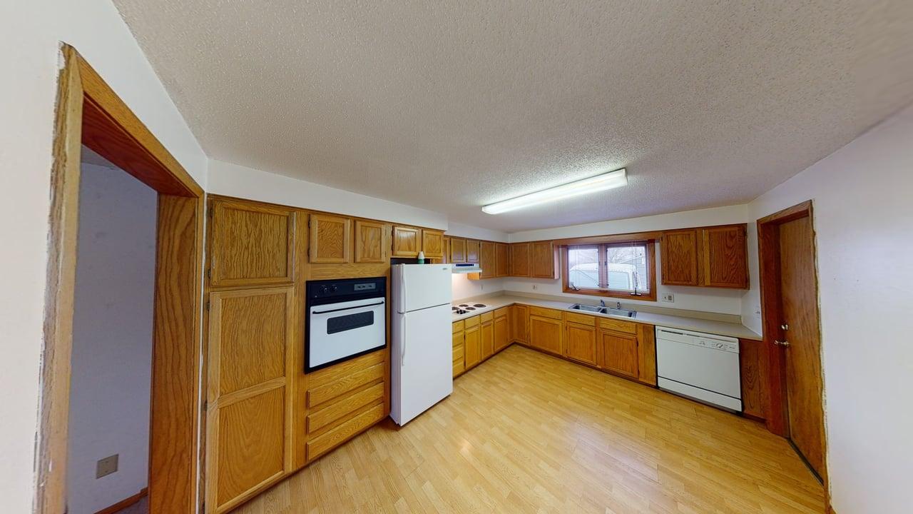 1603 E Divide Ave D 02182021 091351