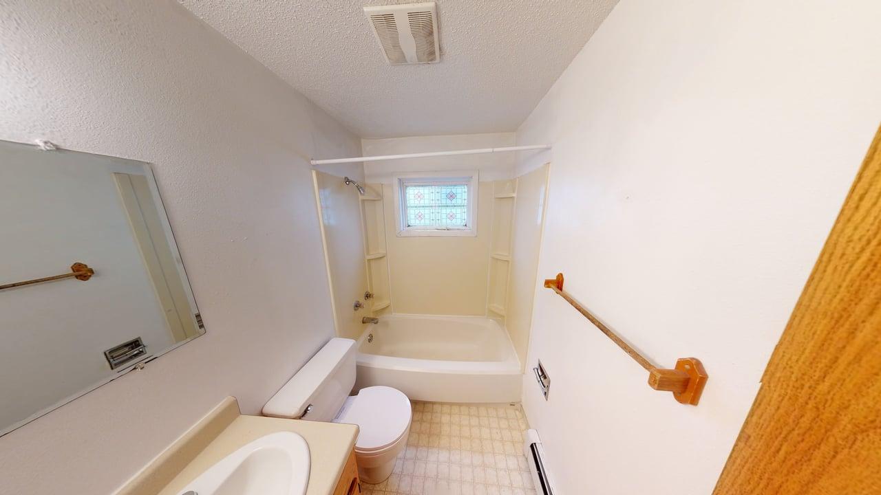 1603 E Divide Ave D 02182021 091638