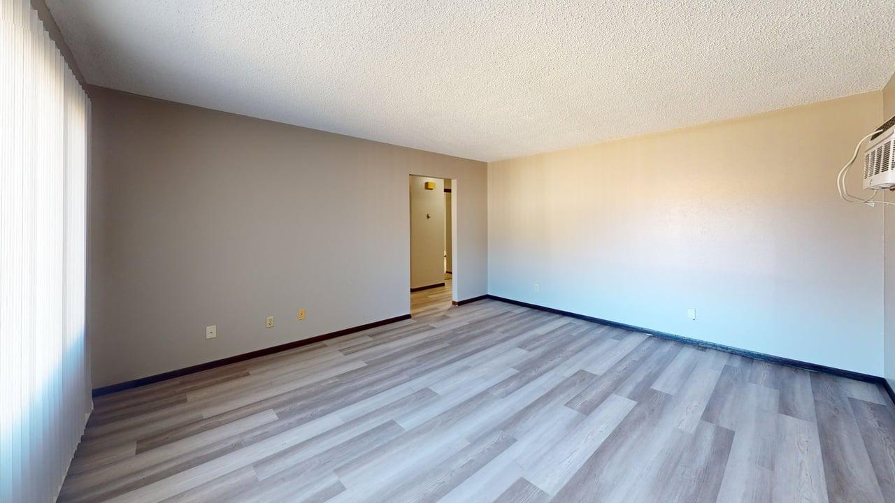 1106 First St Ne 2 Bedroom 4