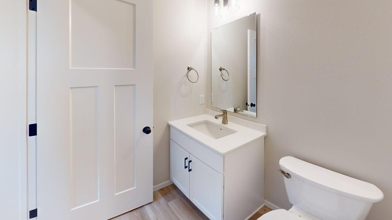 5304 Welder Ave Bathroom