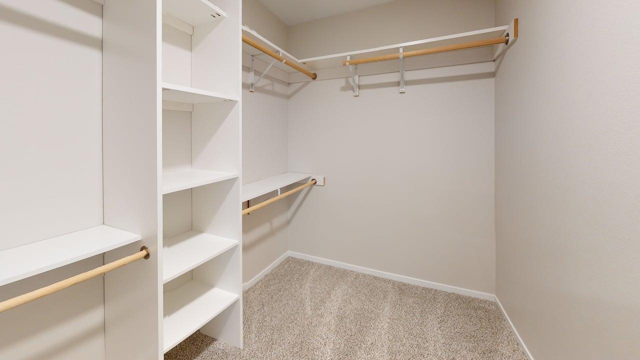 5304 Welder Ave Closet