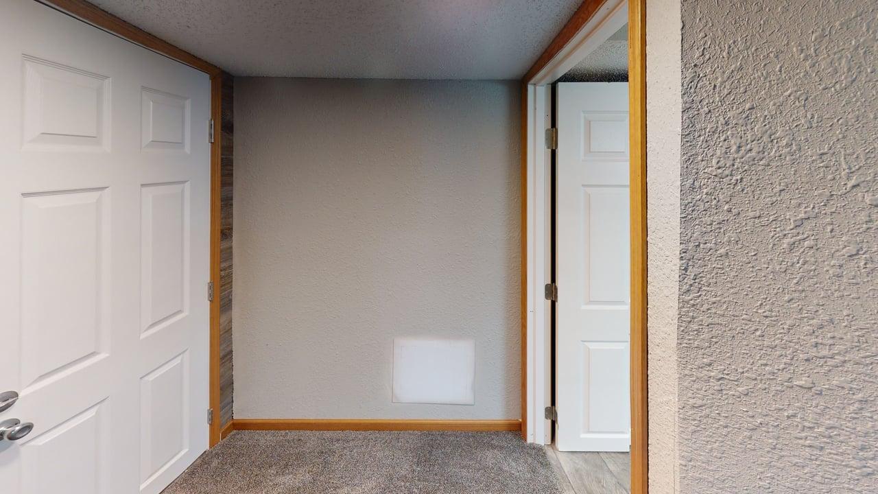803 N Sixth St 1 Unfurnished