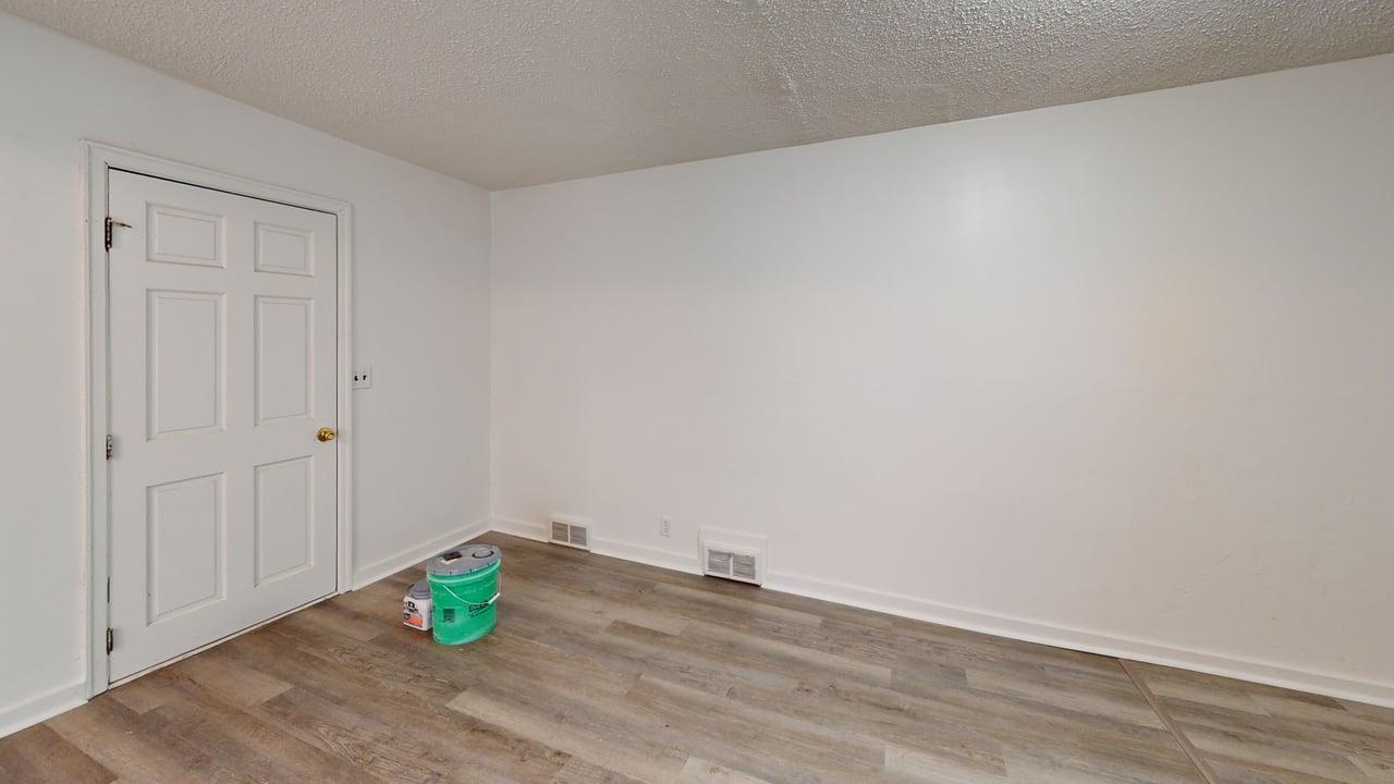 815 N 16th St Living Room 1